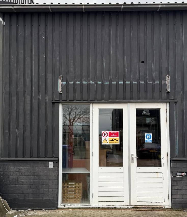 Gevel en entree van ’t Woud 35e